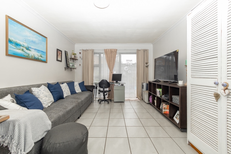 2 Bedroom Property for Sale in Windsor Park Western Cape